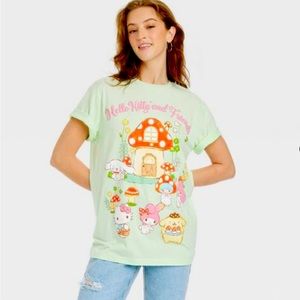 Hello Kitty and Friends Mushroom Oversized Short Sleeve Graphic T-Shirt